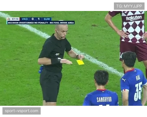 守门员犯规判罚逻辑：禁区内外判定与黄红牌标准